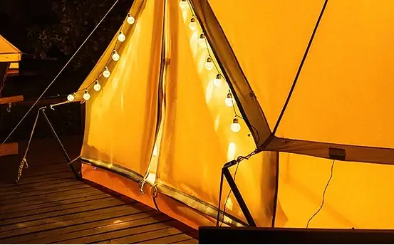 Glamping – co to jest i czym się różni od campingu? Banner