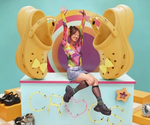 Crocs Până la 50% reducere și 10% extra pentru studenți - img