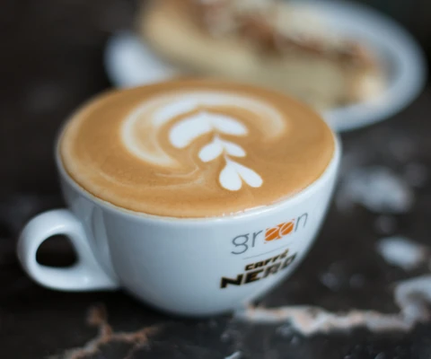 Green Caffe Nero Dostępne Wkrótce – 20% Zniżki Studenckiej na Dowolną Kawę - img