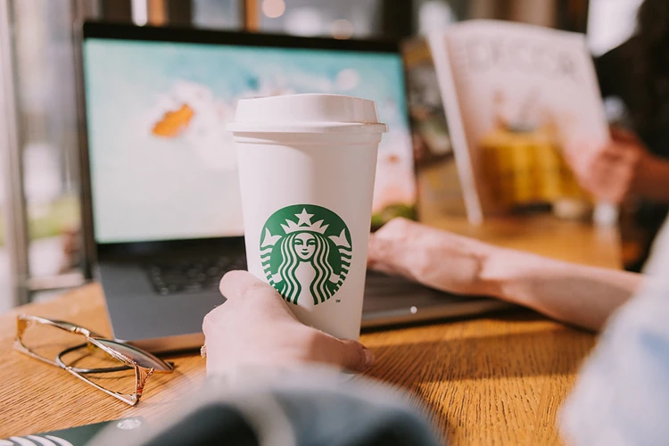 Starbucks 20% Zniżki Studenckiej na Napoje z Oferty Core - image