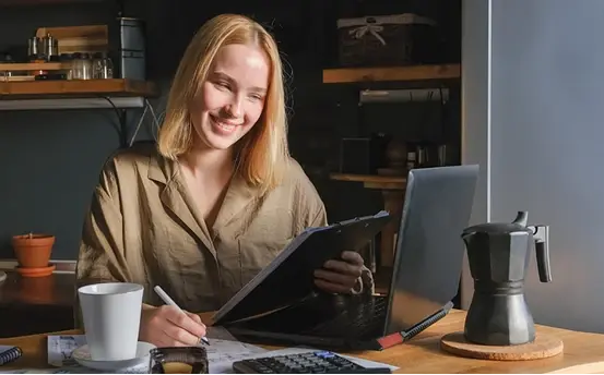 Freelancer – kto to jest i jak nim zostać? Banner